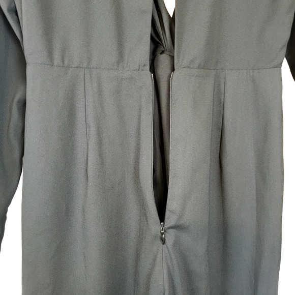 VESTIQUE Speak Easy Black Knotted V Neck Dressy Jumpsuit Women's Size Me… - Picture 9 of 15